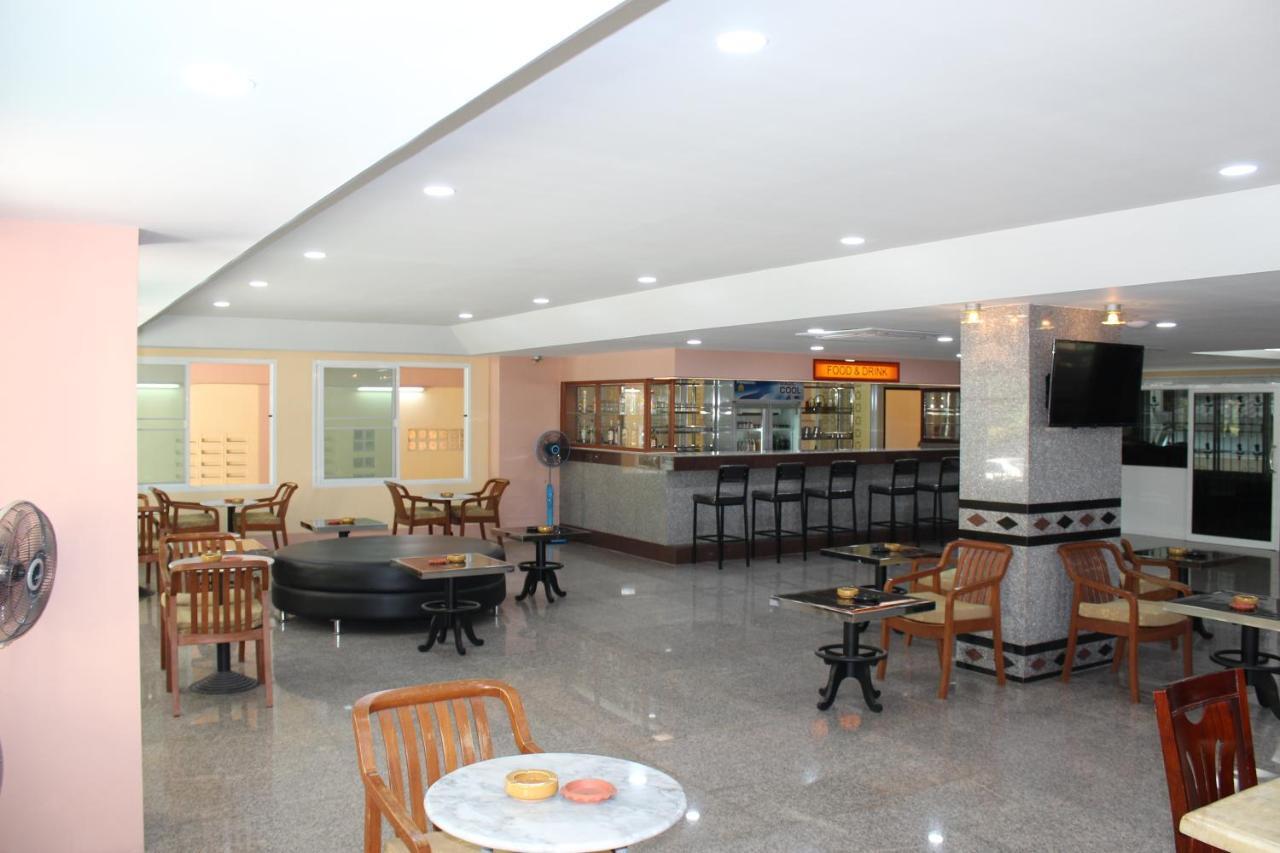 A.A. Pattaya Golden Beach Hotel Eksteriør bilde